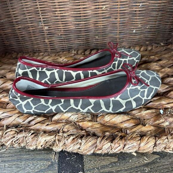 Dexter Shoes - Dexter Sz 8 Women's Animal Print‎ Slip On Flat Shoes